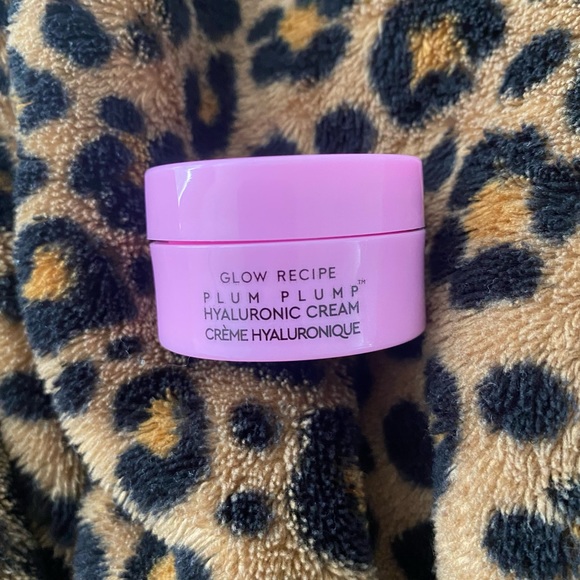 New💕4 for 30💕Glow Recipe hyaluronic .. - Picture 1 of 8